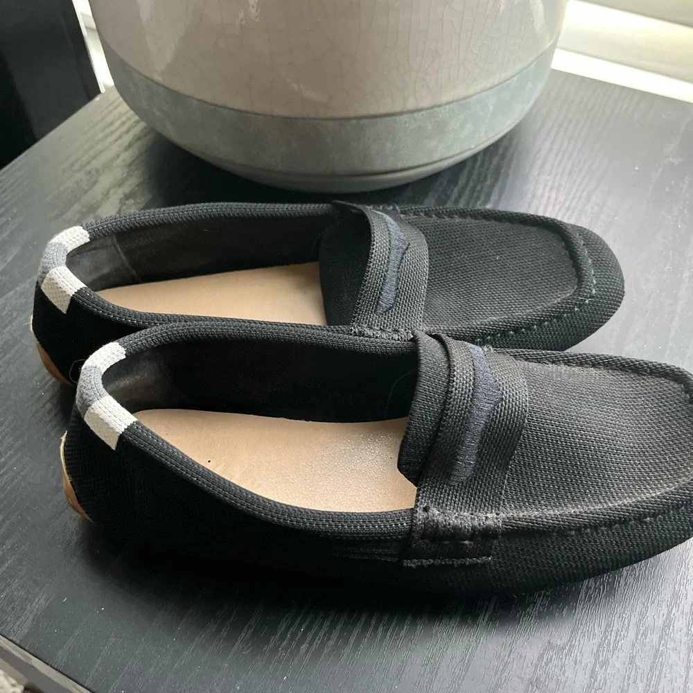 JBB woman’s driving Black Loafers - Picture 2 of 7